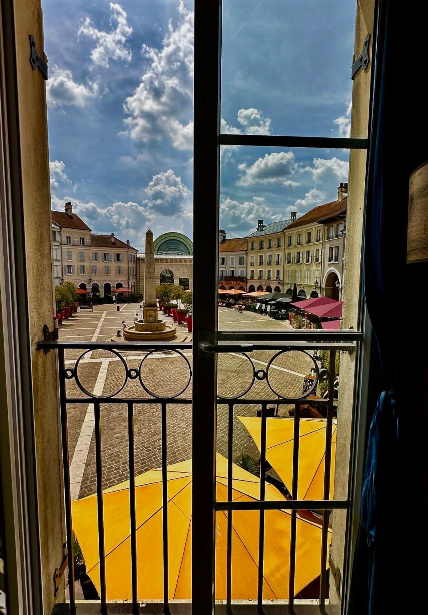 Apartamento Appt Vue Place De Toscane - 4min Disneyland-paris *